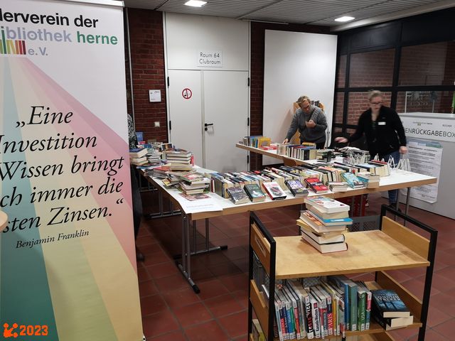 Aufbau des Tisches des F&ouml;rdervereins