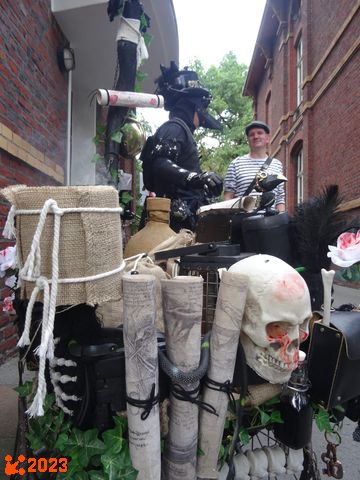 Der Pestdoktor empf&auml;ngt einen Vorlesepaten