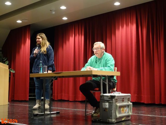 Begr&uuml;&szlig;ung durch die stellvertretende Leiterin der Stadtbibliothek