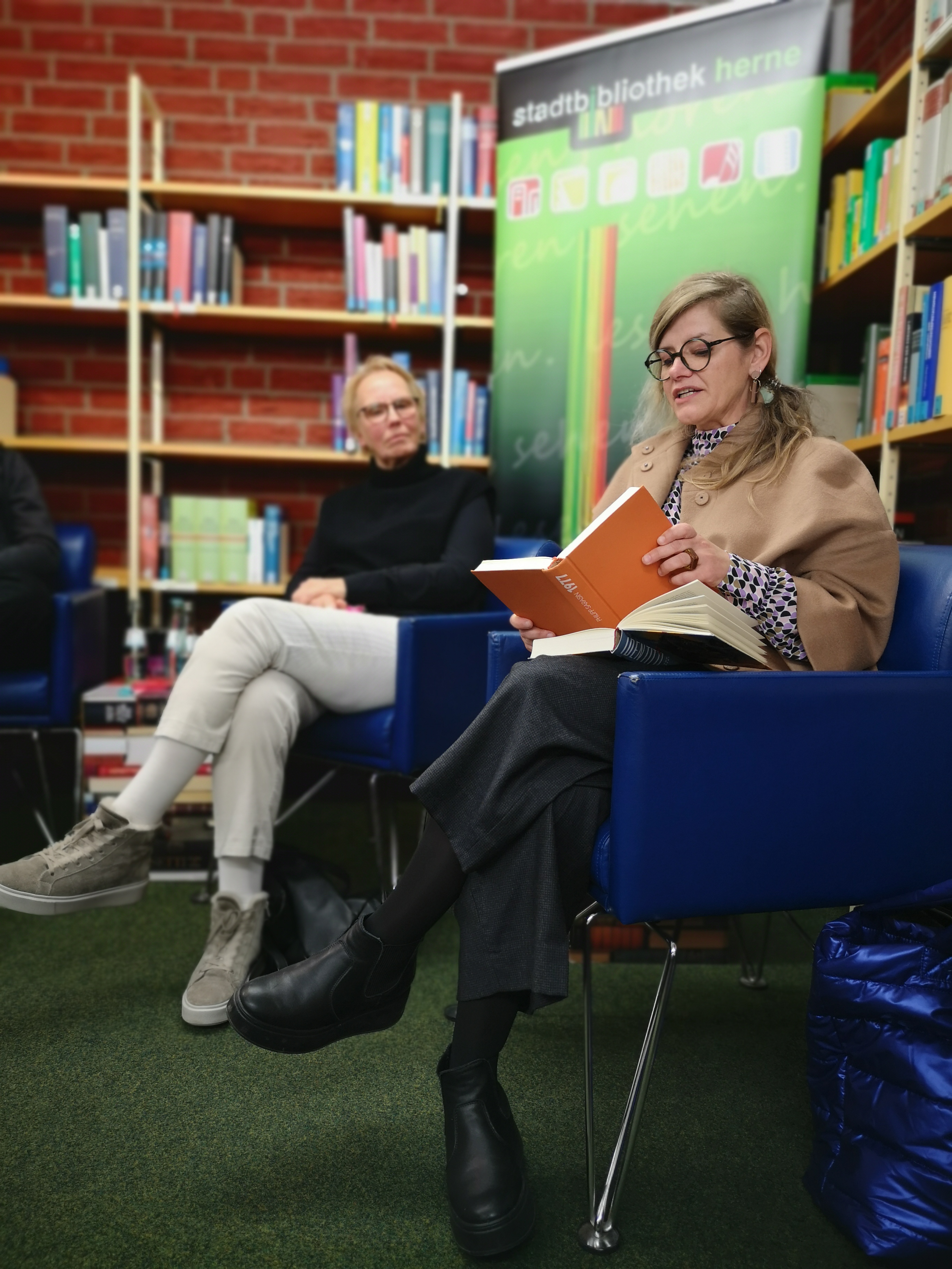 Buchpr&auml;sentation von Frau Dr. M&ouml;lders