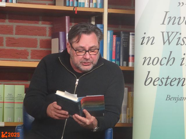 Buchpr&auml;sentation von Herrn H&ouml;rner